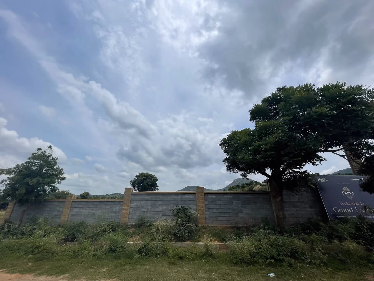 Allan Blocks Fence System @ Sumruddhi Eco Farms, Bengaluru