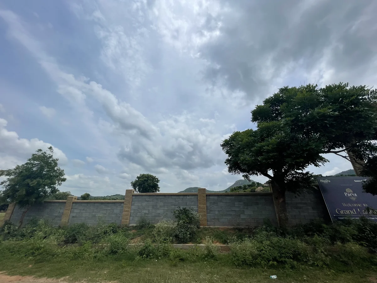 Fence Wall installed at Sumruddhi Eco Farms, Bengaluru