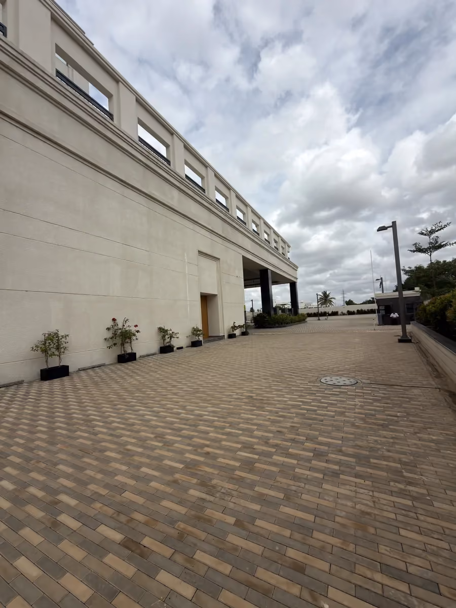 Westminster @ Double Tree by Hilton, Bengaluru