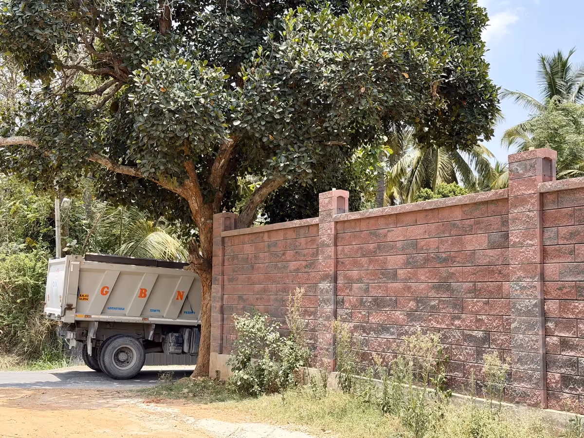 Allan Blocks Fence System @ Shivakumar Farmland, Bengaluru