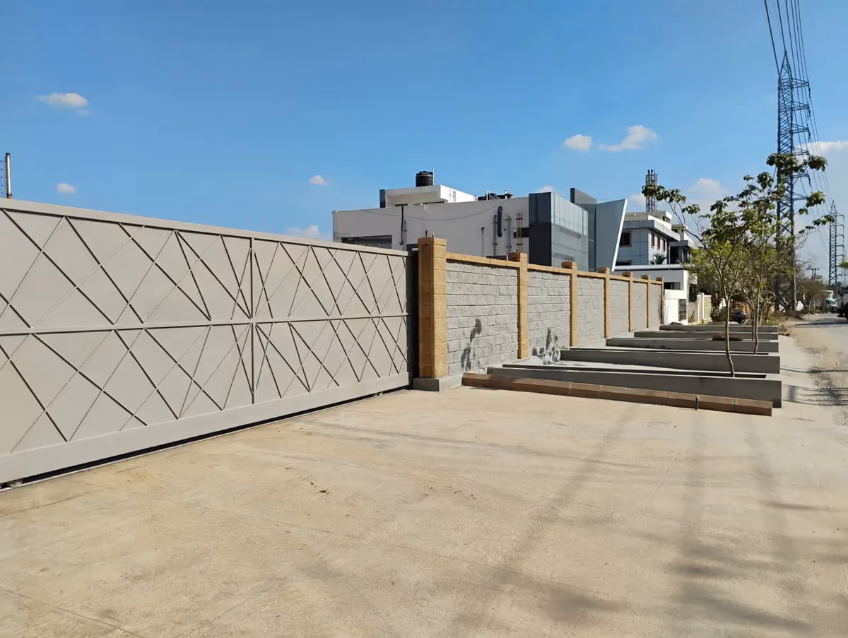 Allan Blocks Fence System @ Sprint Prints - Factory, Bengaluru