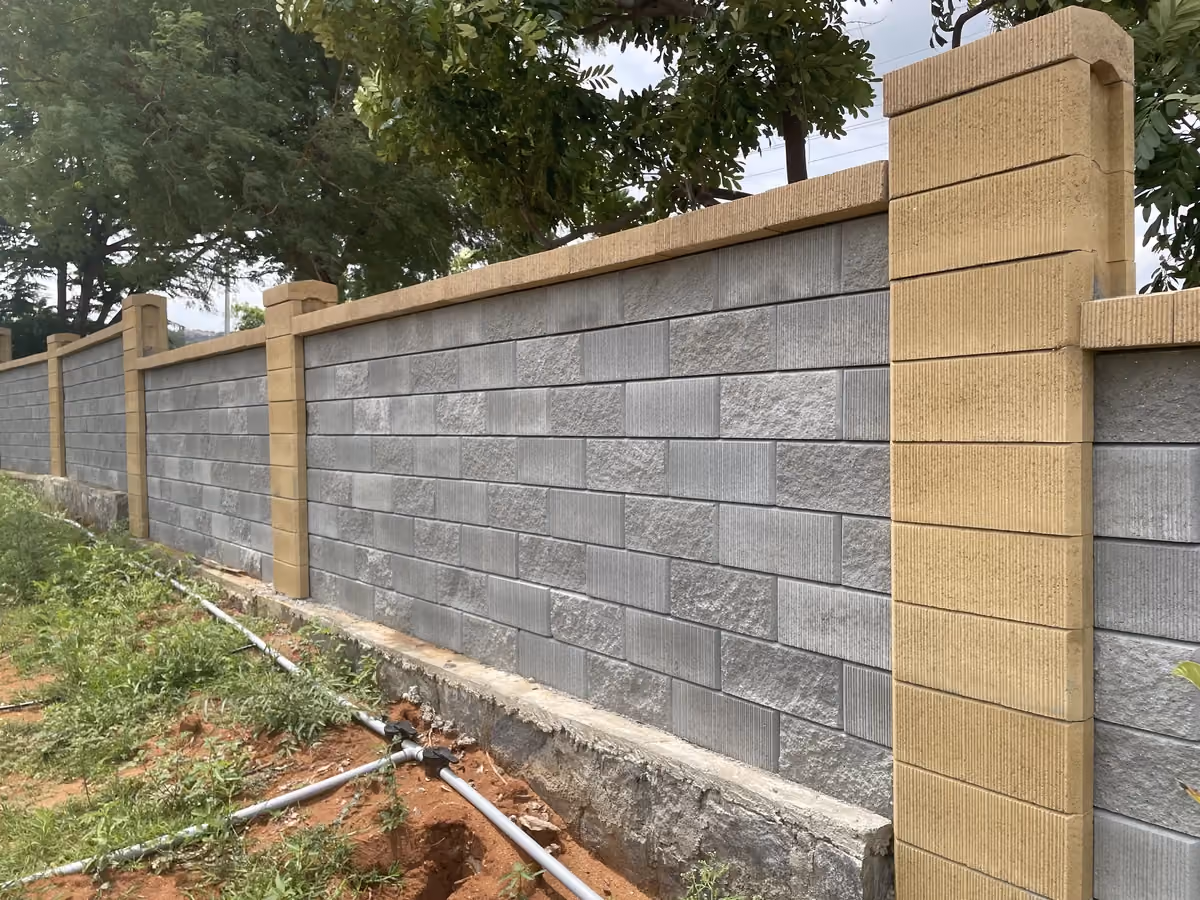 Allan Blocks Fence System @ Sumruddhi Eco Farms, Bengaluru