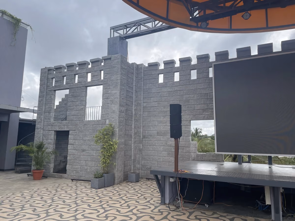 Allan Blocks Fence System @ The Brew Factory, Bengaluru