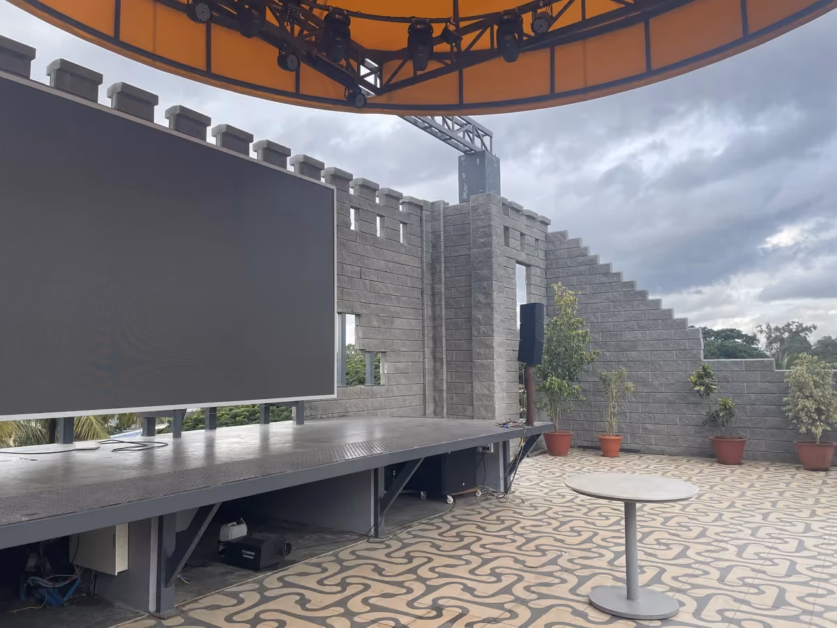 Allan Blocks Fence System @ The Brew Factory, Bengaluru
