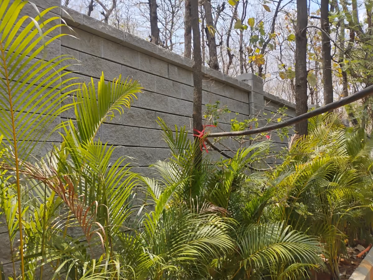 Allan Blocks Fence System @ Vistara Crop Holdings, Bengaluru