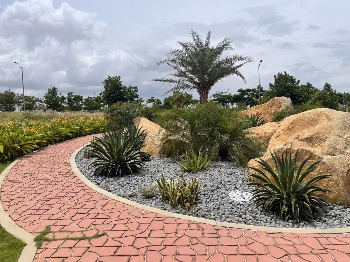Polygon Beauty @ Eden 144 Park, Bengaluru