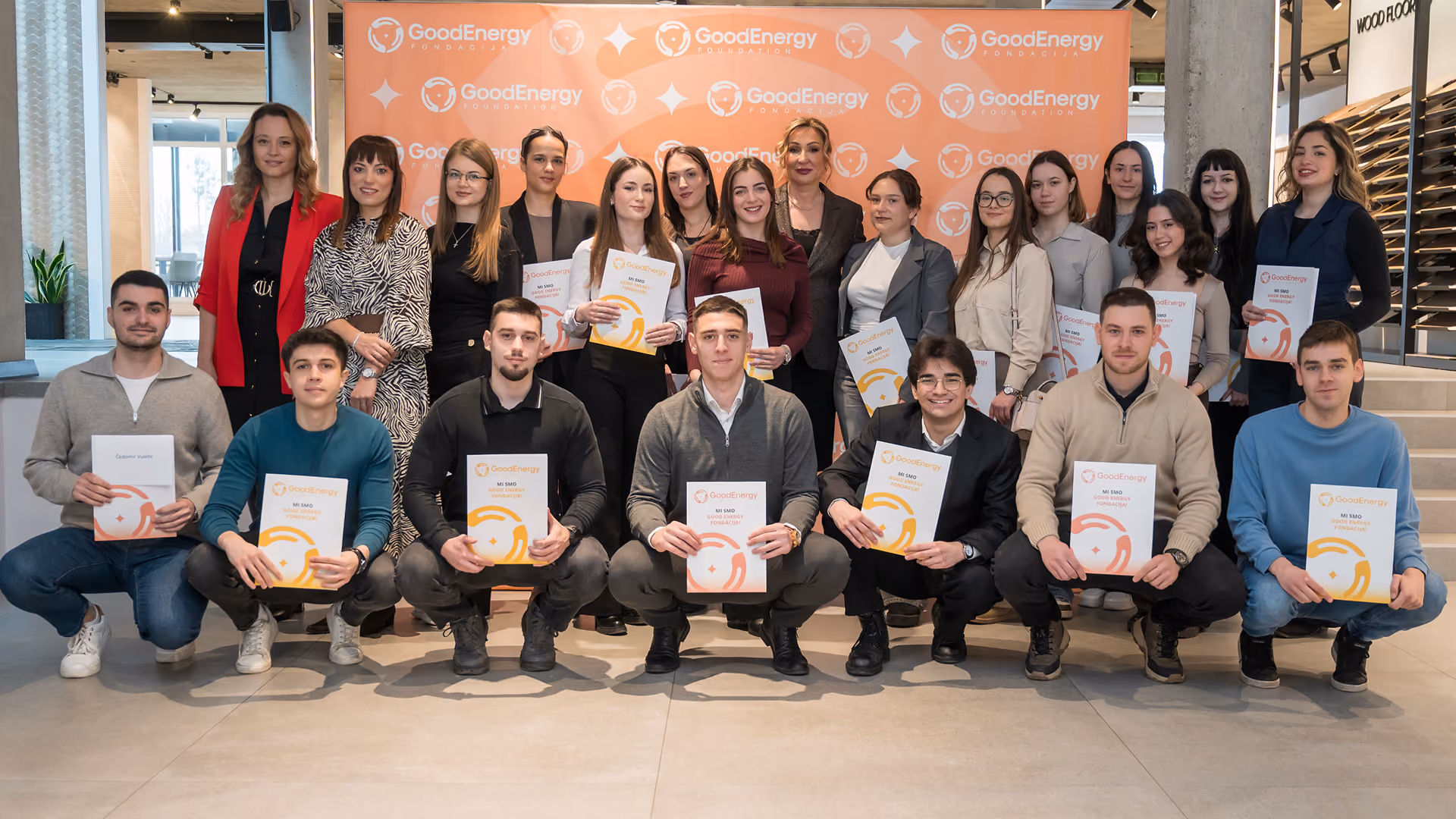 Učesnici programa Good Energy Fondacije u radnoj atmosferi