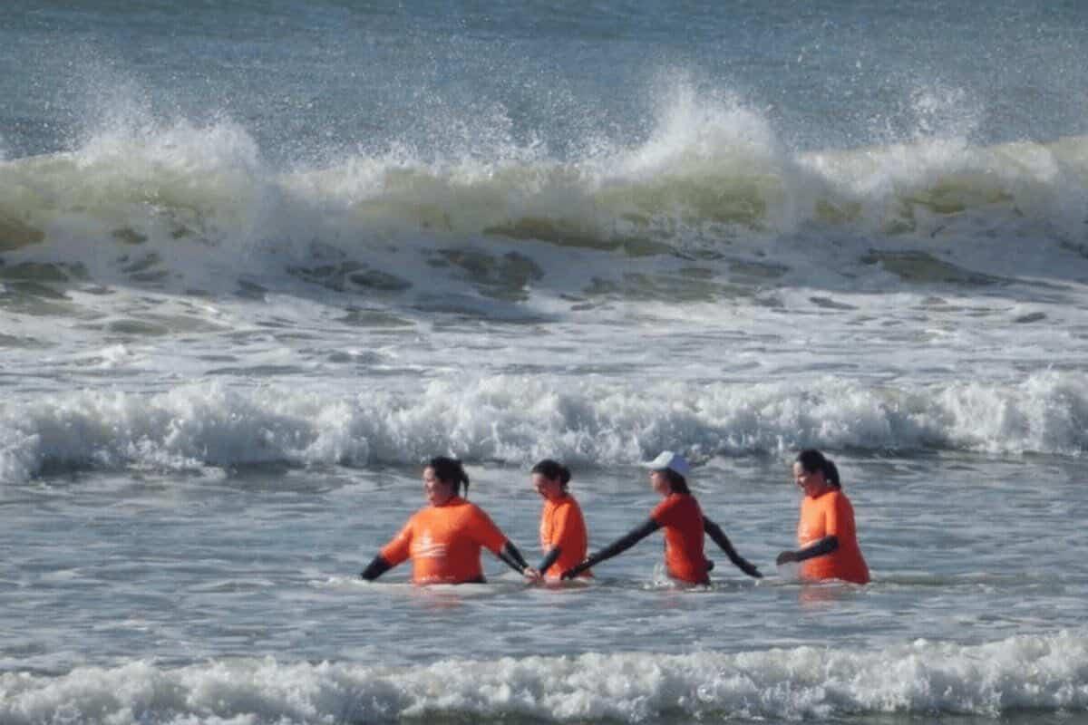 femme qui pratique le longe côte