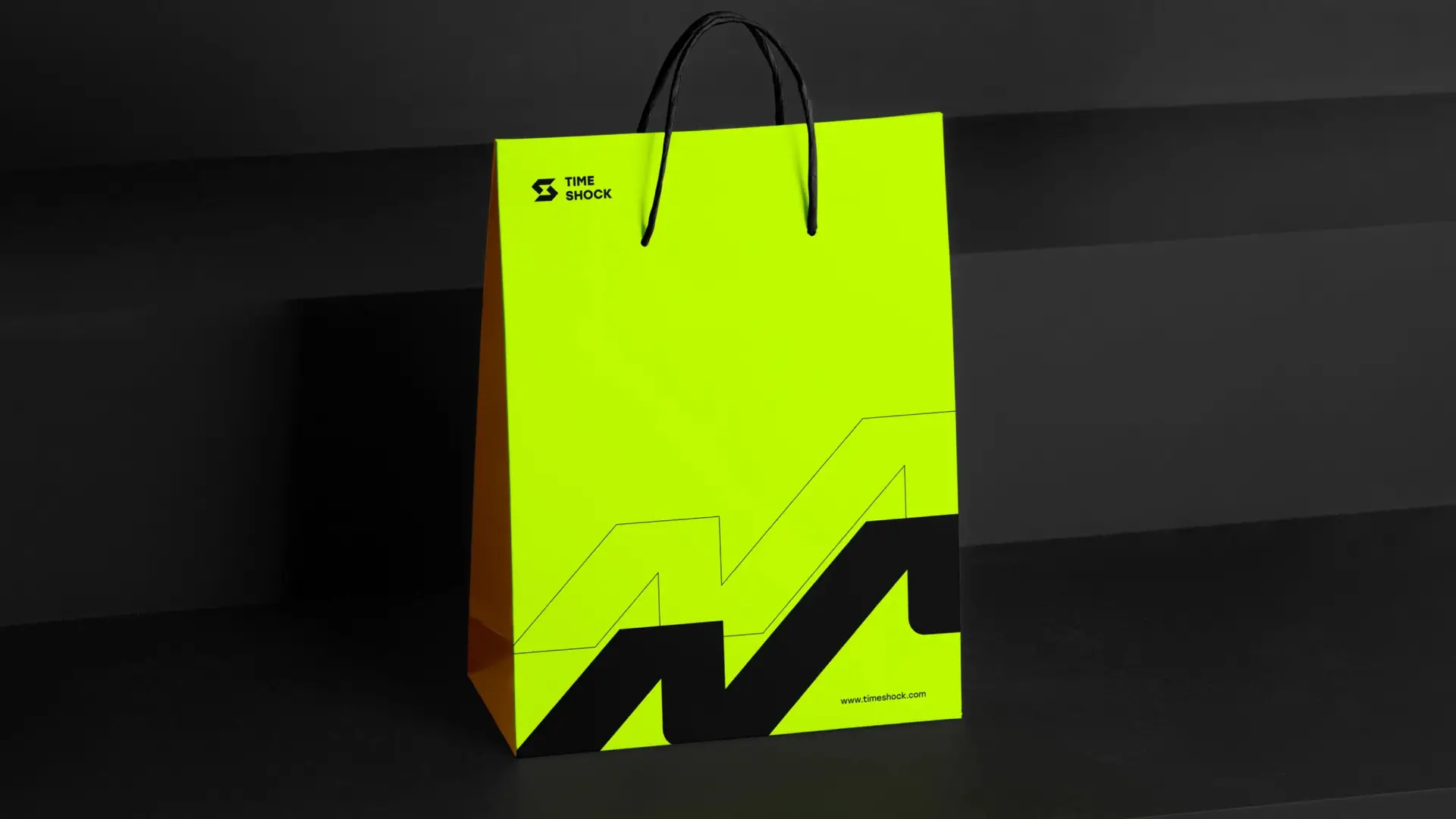 Bolsa de regalo verde neón con logotipo y patrón de líneas negras curvas