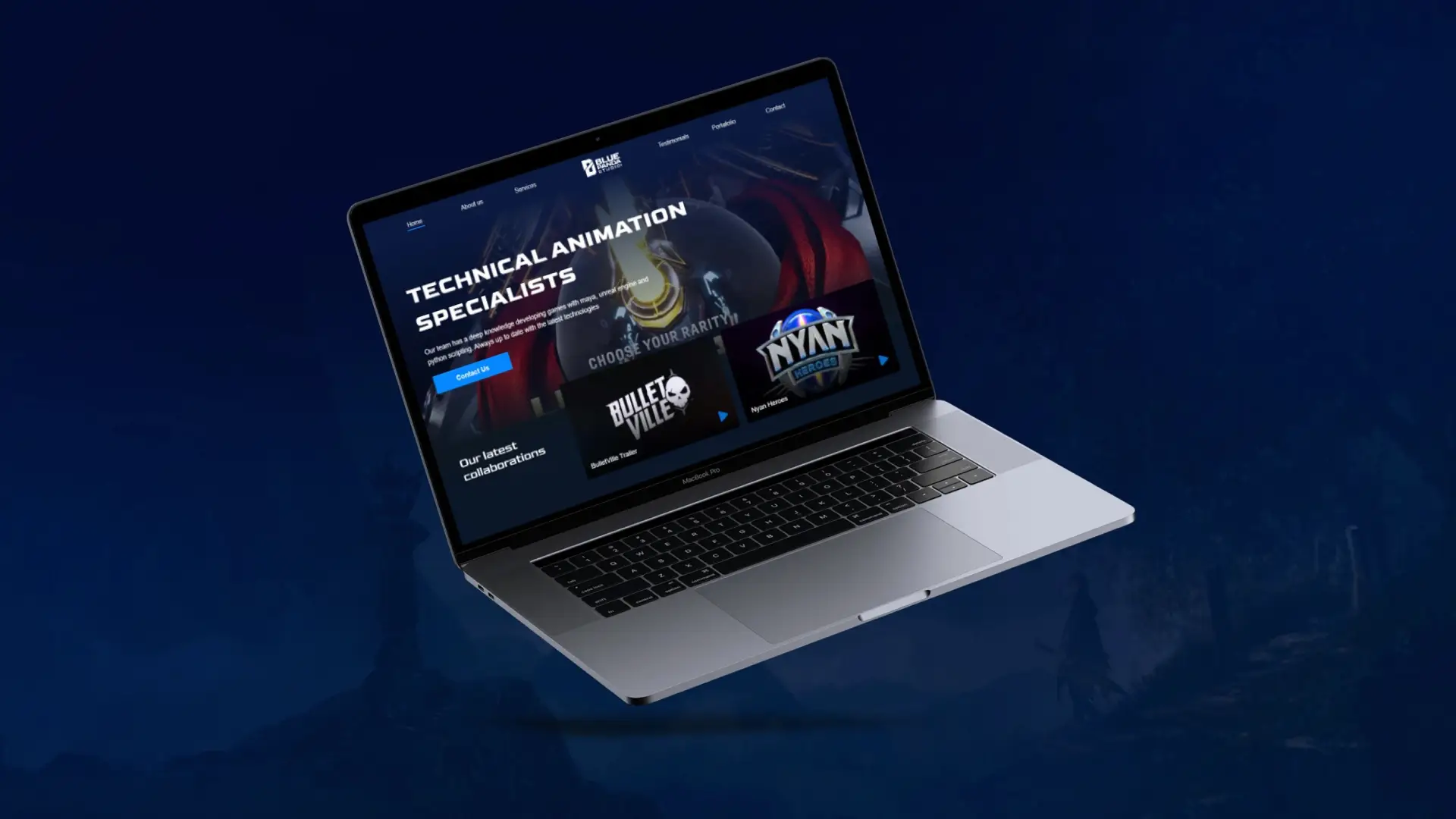Ordenador portátil abierto mostrando una página web de especialistas en animación técnica sobre un fondo azul oscuro