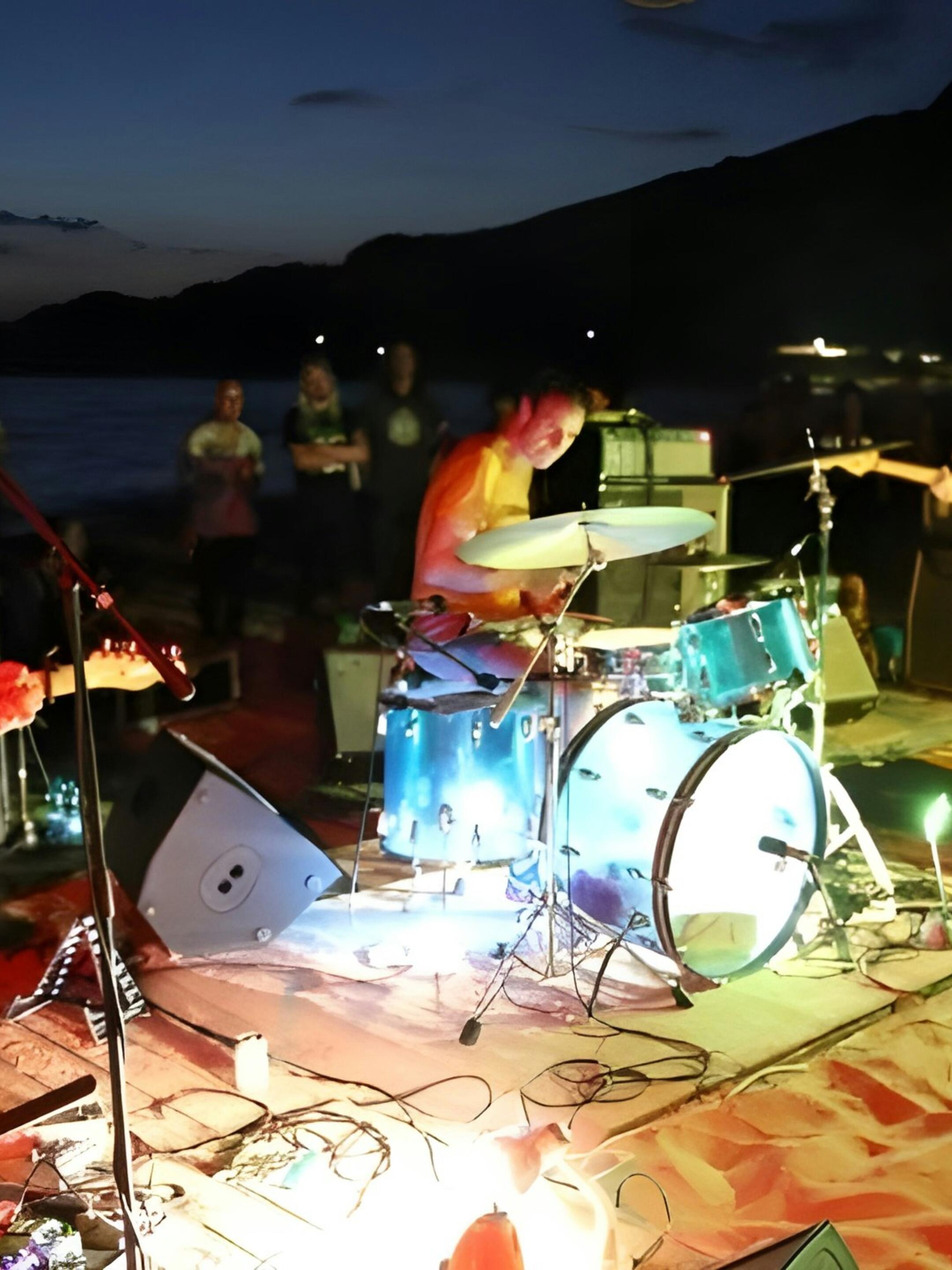 Event image at recordBar