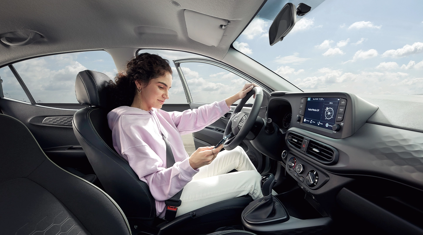 Hyundai Grand i10 GLS — banner de interior