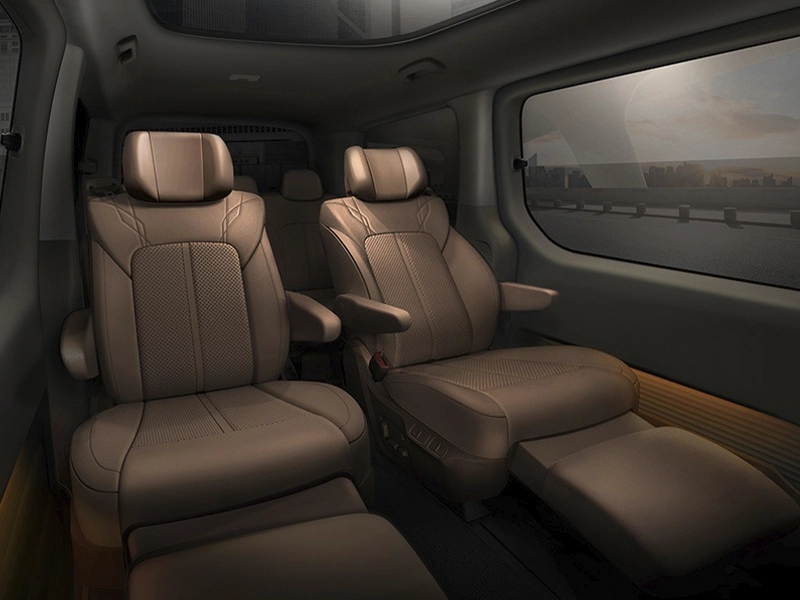 Hyundai Staria Wagon 11P — banner de interior