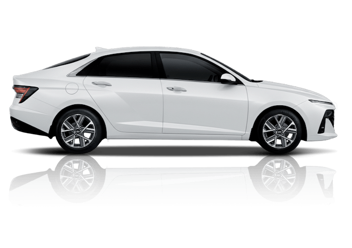 Hyundai Accent — vista de estudio, fondo transparente