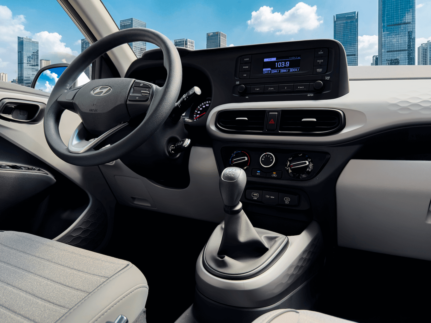 Hyundai Grand i10 GL M/T — banner de interior