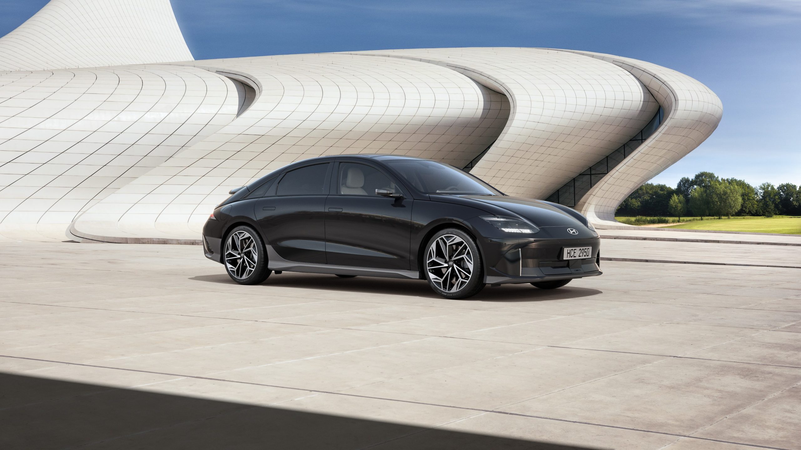 Detalles de diseño aerodinámico del sedán eléctrico Hyundai IONIQ 6