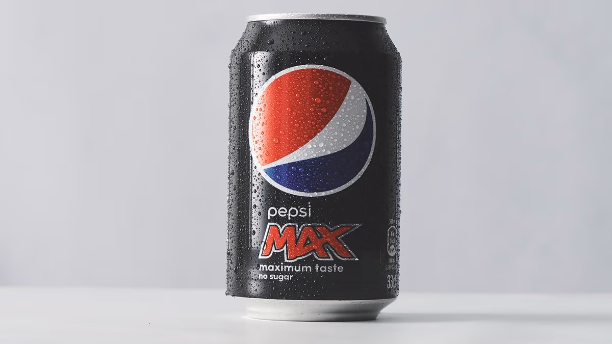 Autentisk italiensk stenovnspizza Pepsi Max 0,33 l