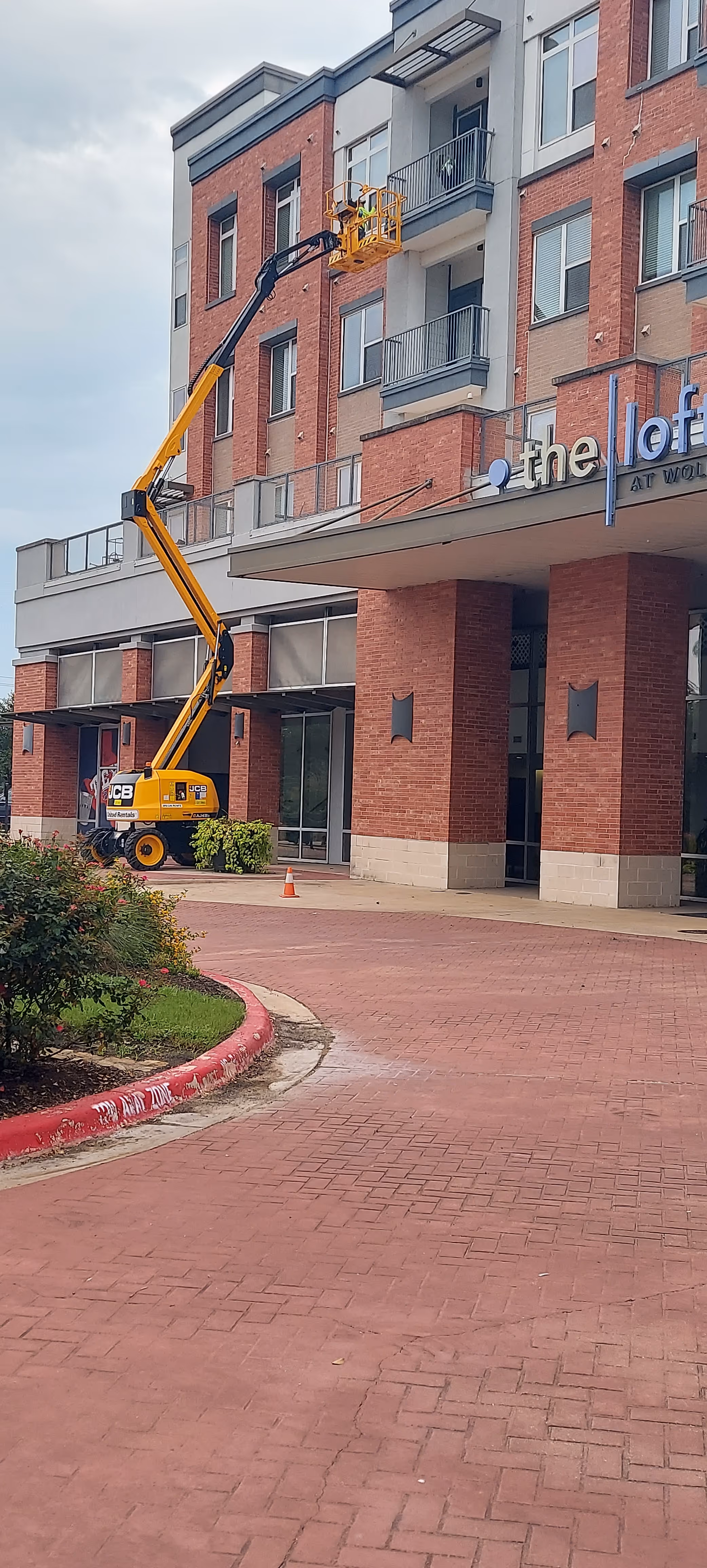 image of past commercial project (general contractor)