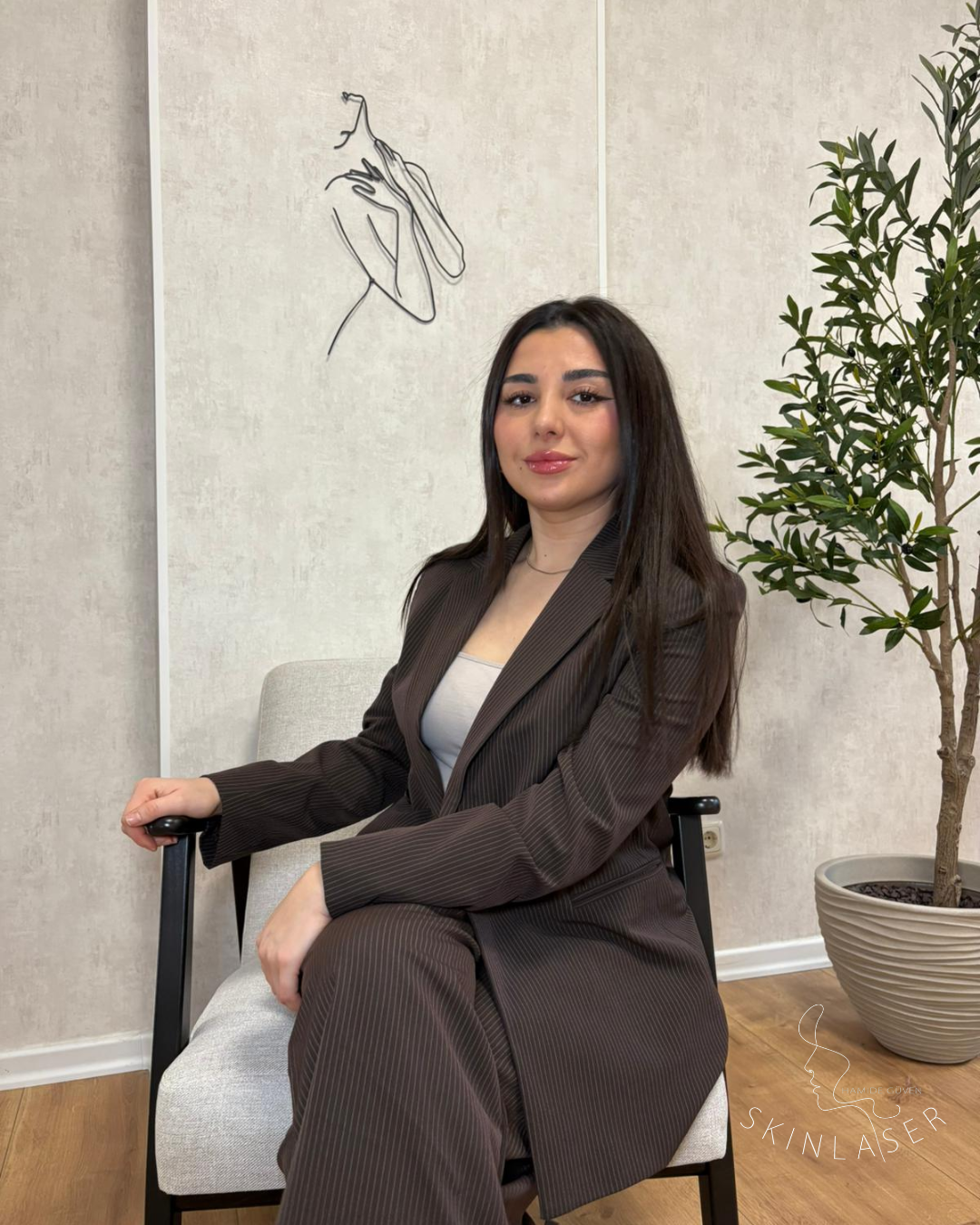 Hamide Güven — SKINLASER Kassel