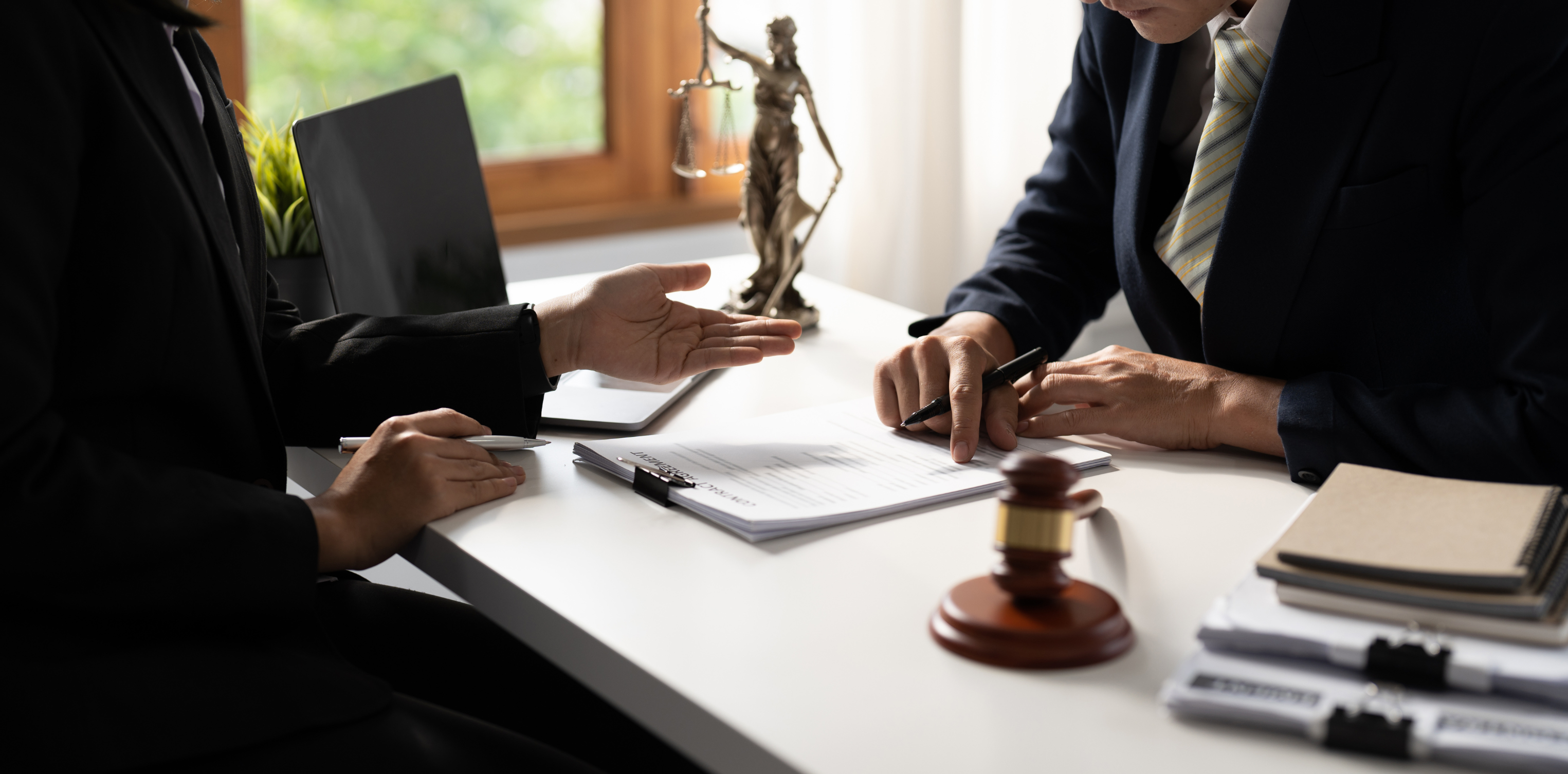 consultation d'un avocat en urgence pénale