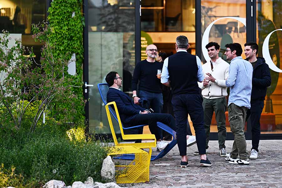 image of a school campus (for a edtech)