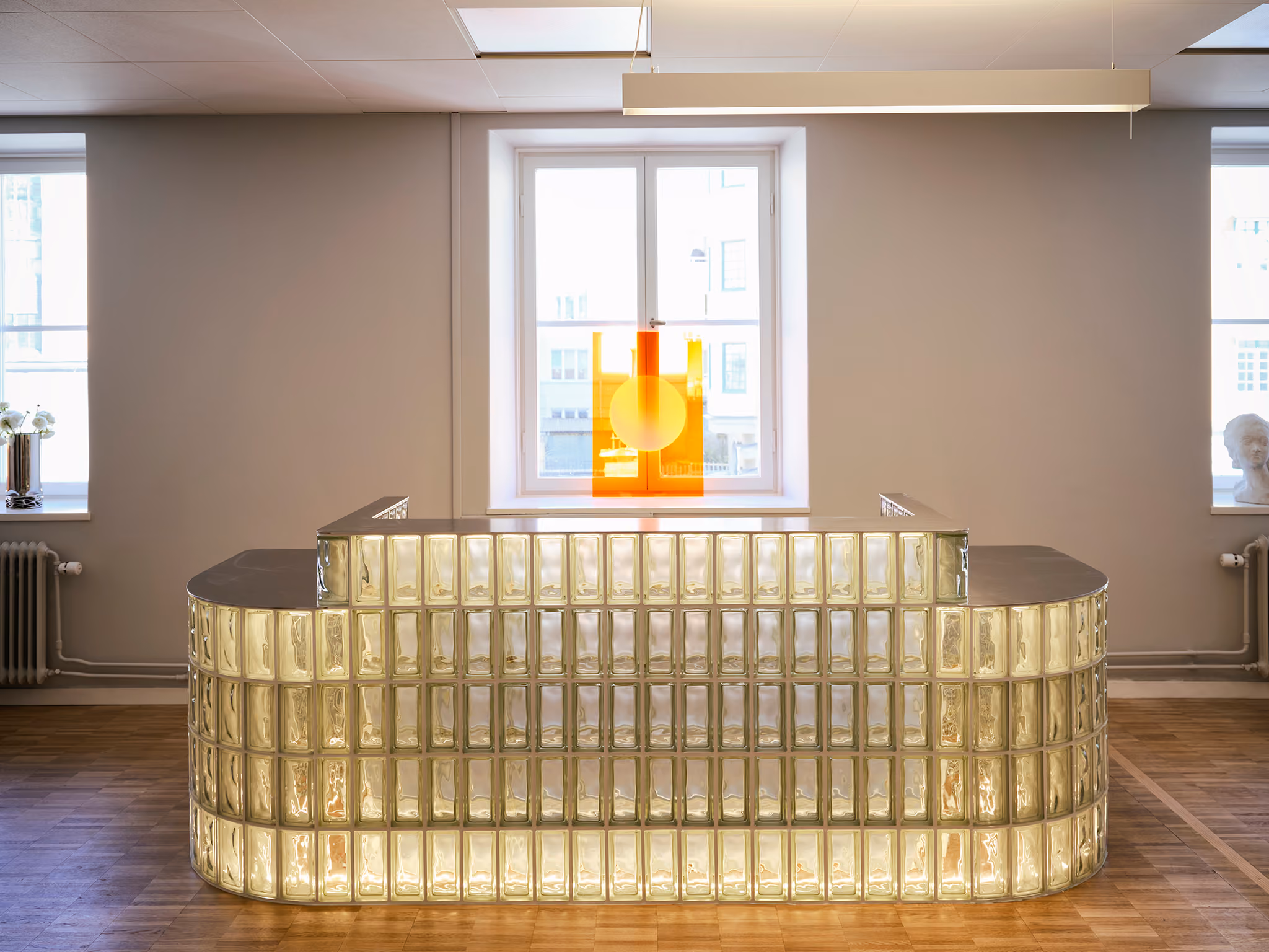Glass-block reception desk in the EndoHealth clinic
