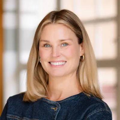 Sophie Hedestad föreläsare och expert på OKR och målstyrning