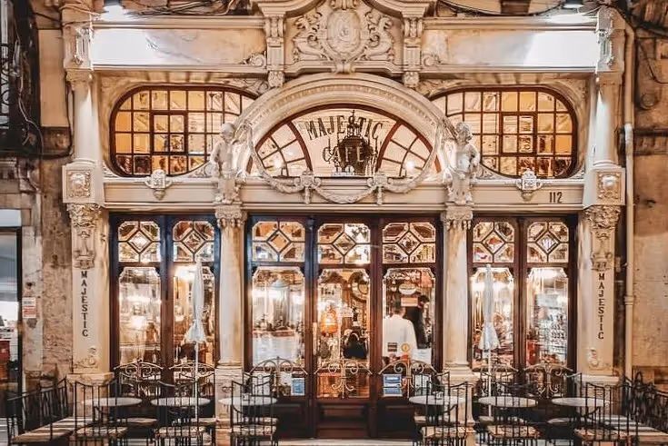 Facade of the famous Majestic Café,Experimental Infante Sagres à Porto.