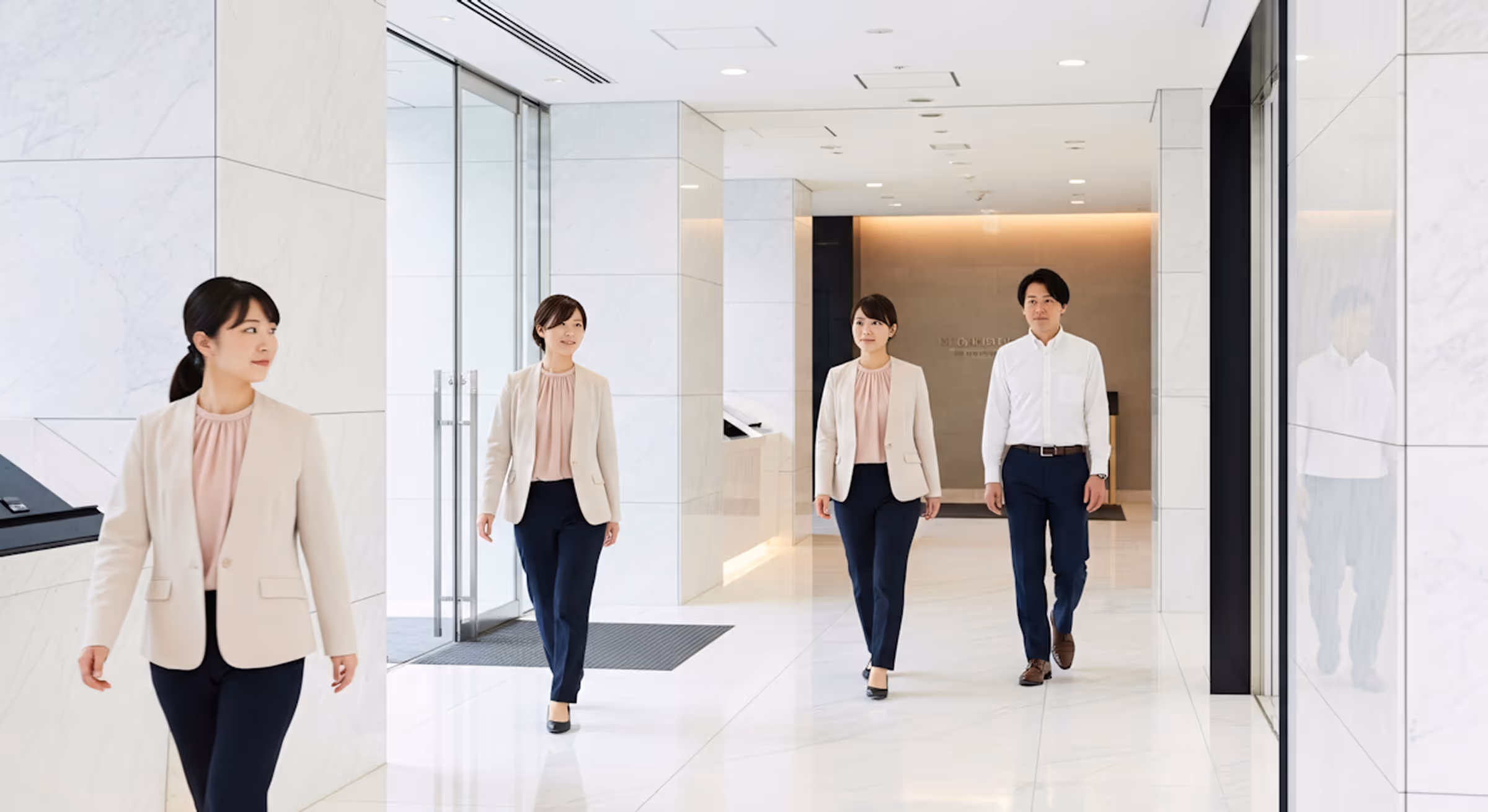 Saas Webflow Template - Sprawly - Designed by Azwedo.com and Wedoflow.com