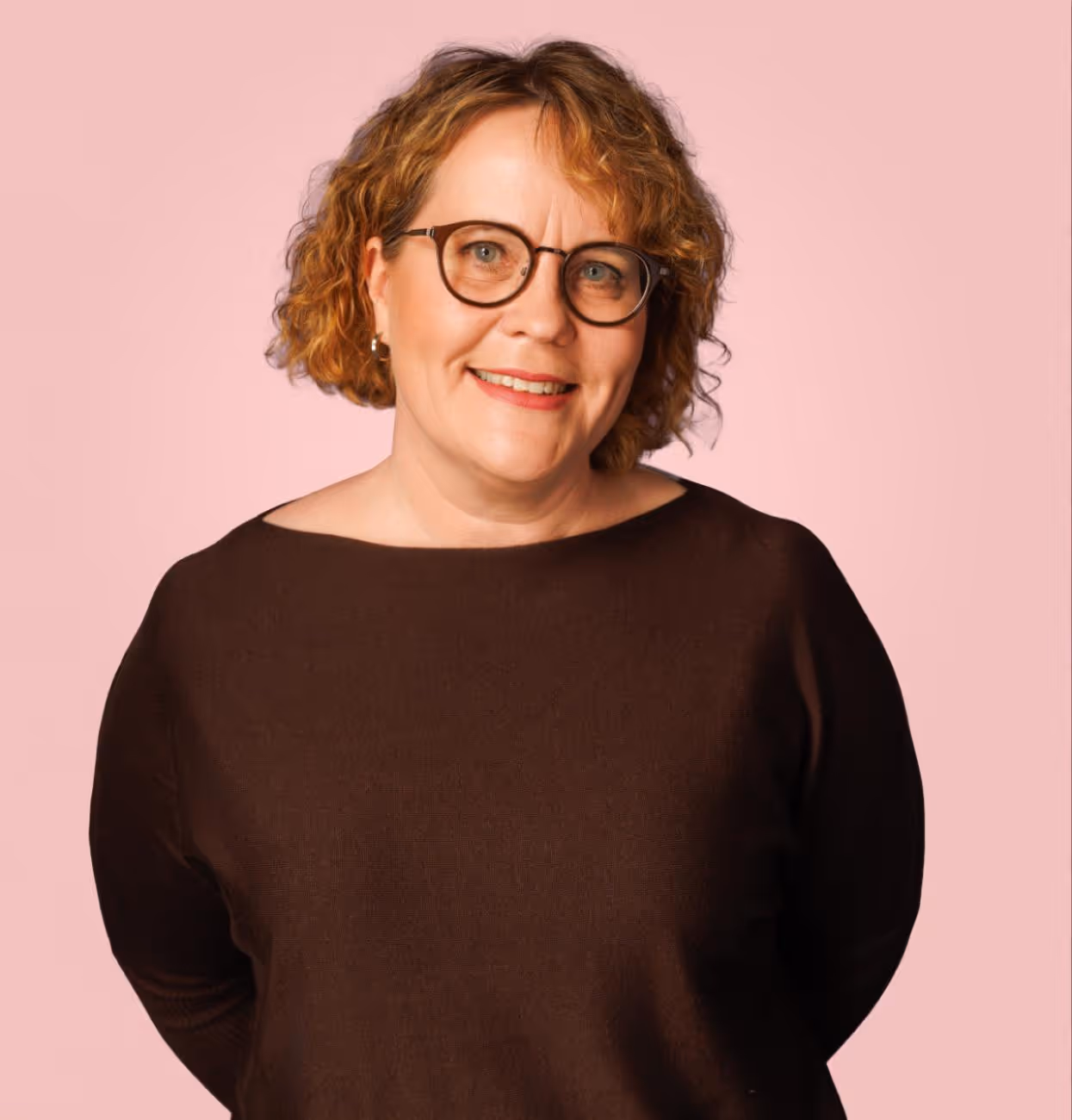 Hemman yrittäjä Pia.