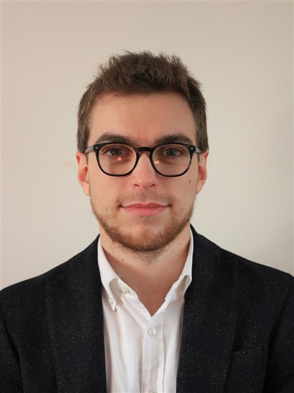 [headshot] image of customer (for a grocery store)