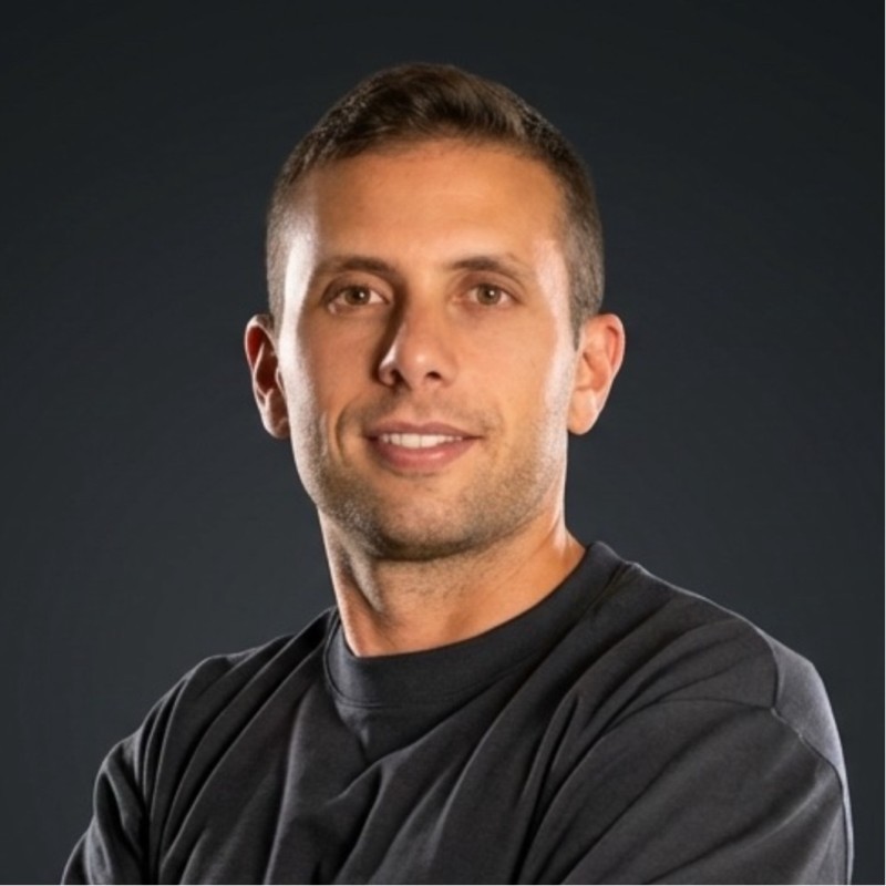 [headshot] image of customer (for a cleaning service)