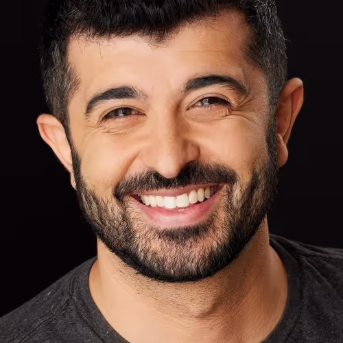 Headshot of instructor 'Behzad Dabu'