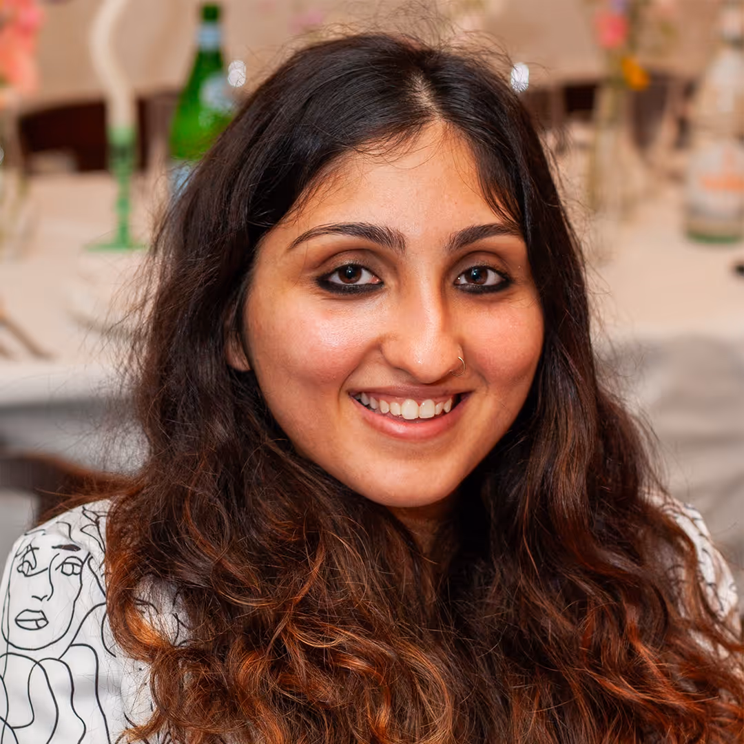 Headshot of Luveza Mubashar