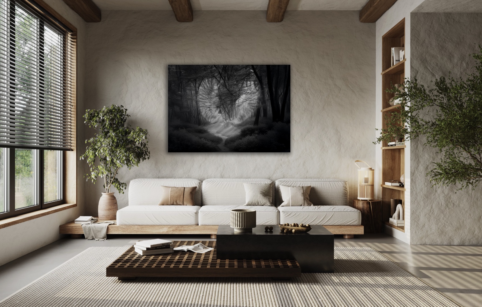 Œuvre Optical Art forêt noir et blanc dans un salon aux poutres apparentes