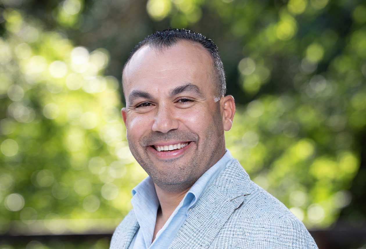 Jonathan G Hanhan