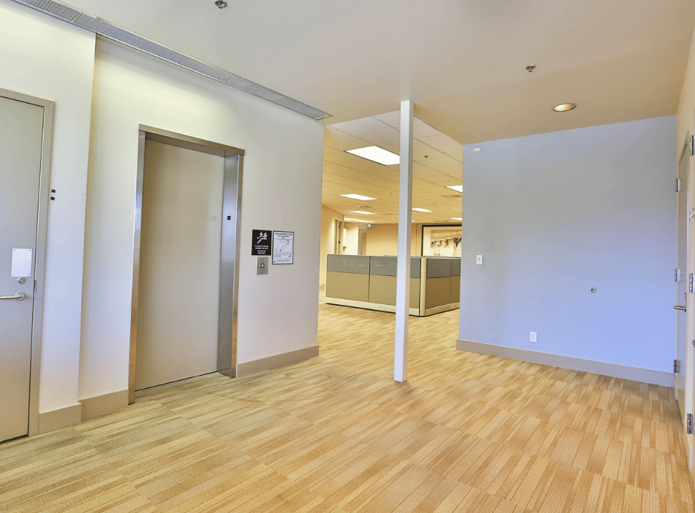 3000 Lakeside Drive Santa Clara 4