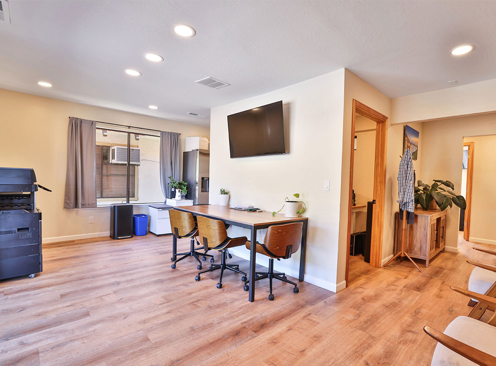 4740 Scotts Valley Dr - 5