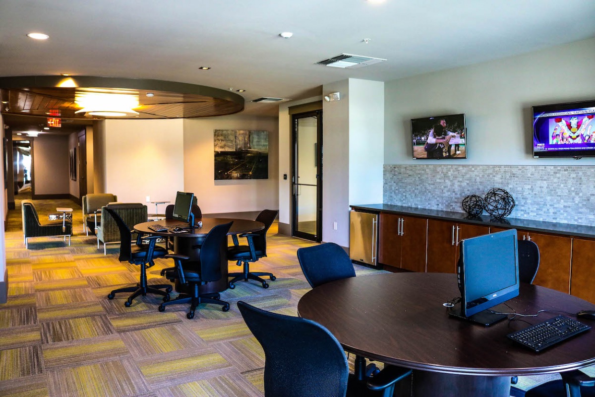 Media center with Macs and PC's