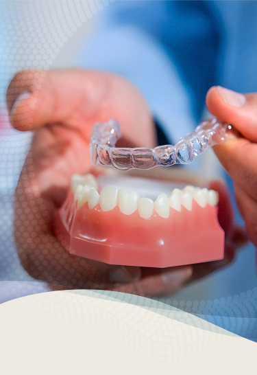 Discreet clear aligners in Hialeah 