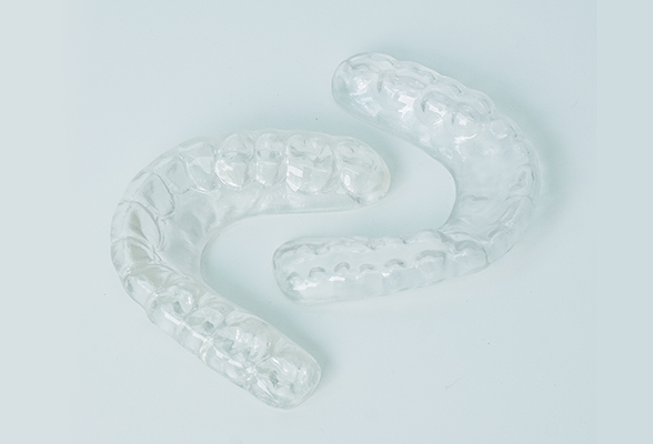 Discreet clear aligners in Hialeah 