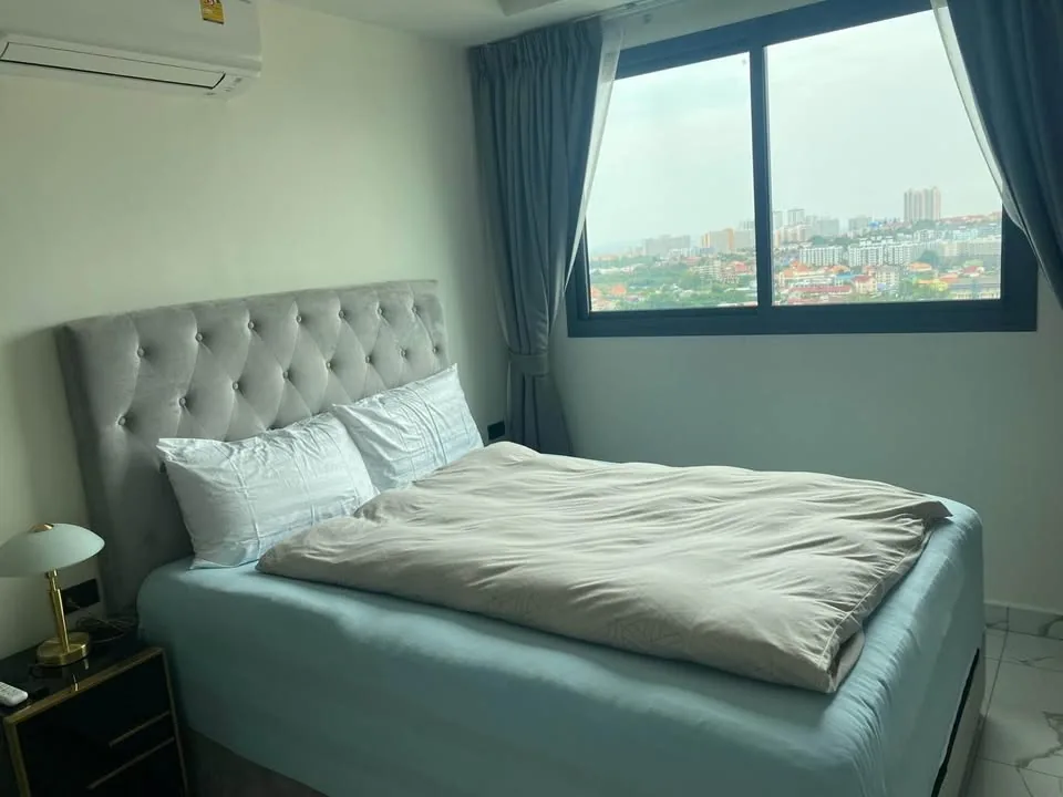Arcadia Millennium Tower (23rd Floor, Panoramic Sea View)