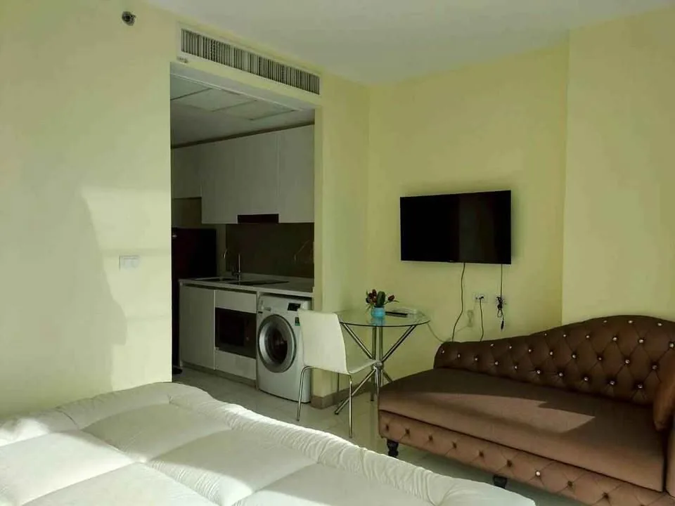The Riviera Wongamat (Studio, 8th Floor, Direct Sea View)