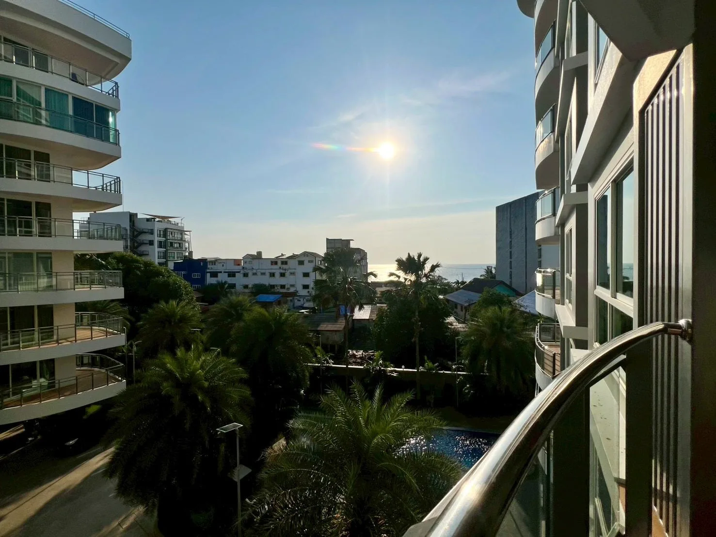 Whale Marina Najomtien (Sea & Pool View)