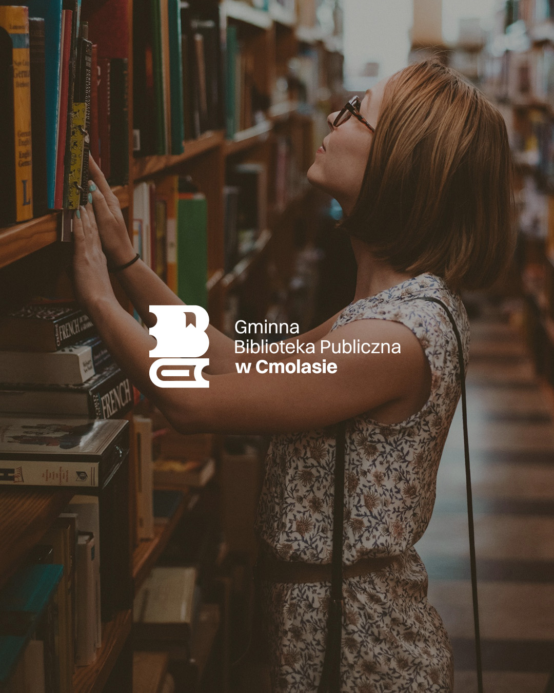 Logo dla biblioteki Cmolas - wersja achromatyczna negatywowa (biała)