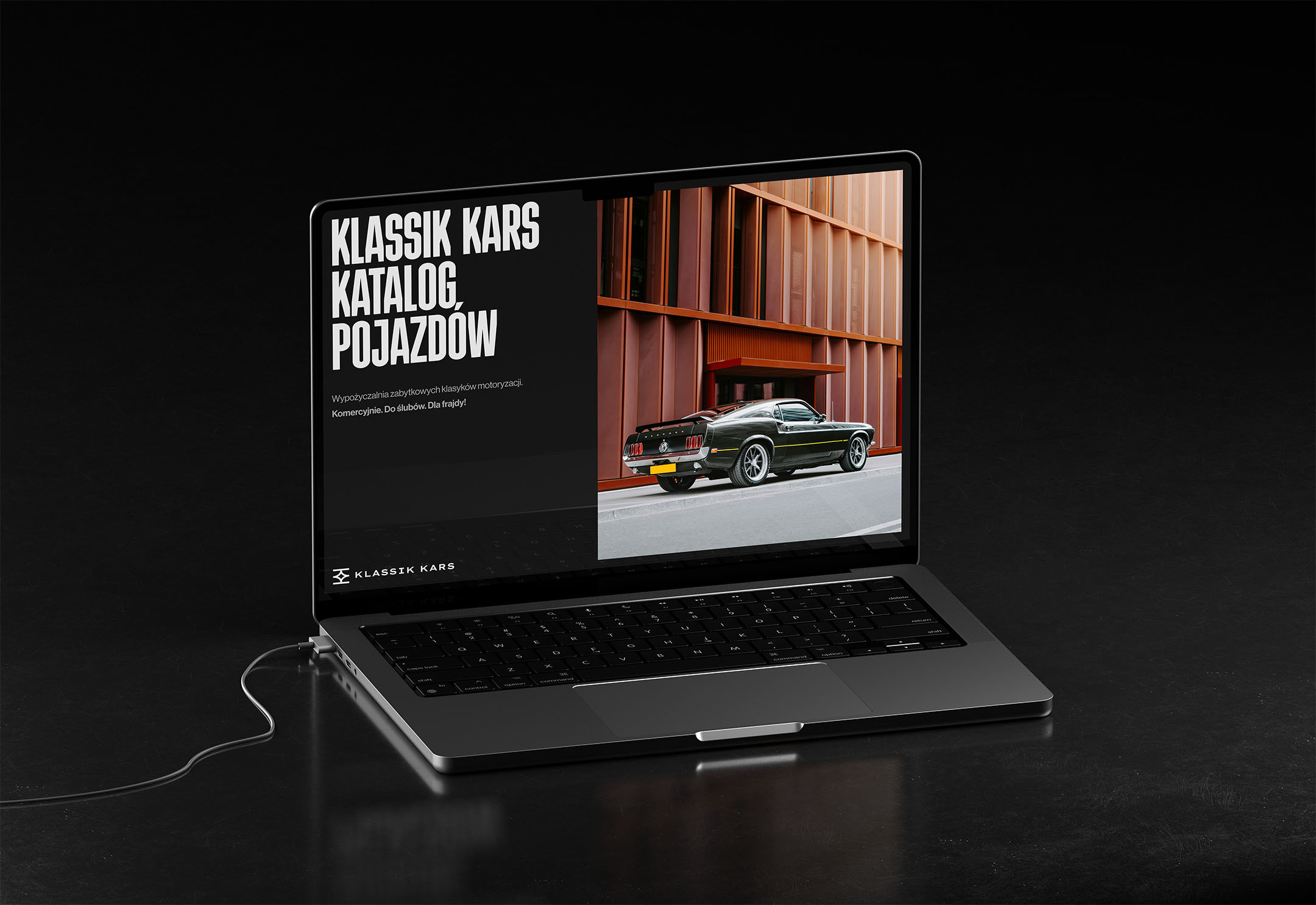 Katalog online samochodów - widok na laptopie