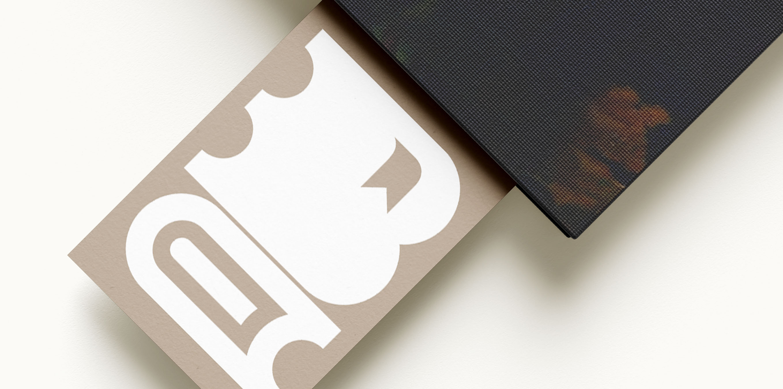 Biblioteka Cmolas - identyfikacja firmowa biblioteki