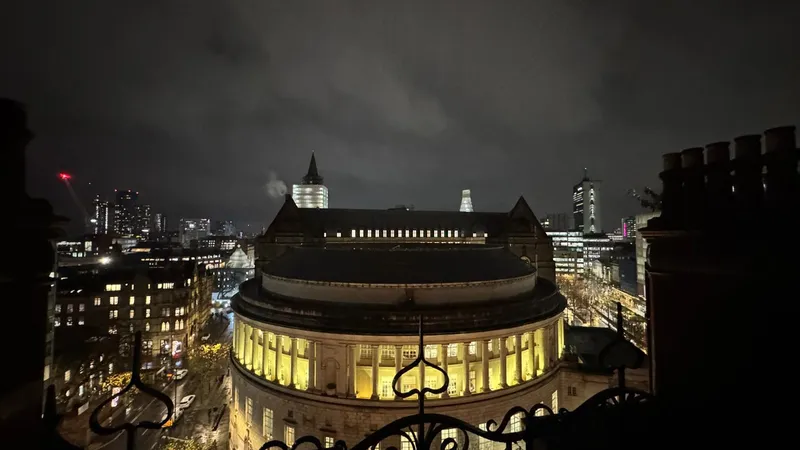 Chanel Manchester Fashion Show: Network Deployed in One Weekend | OneTek