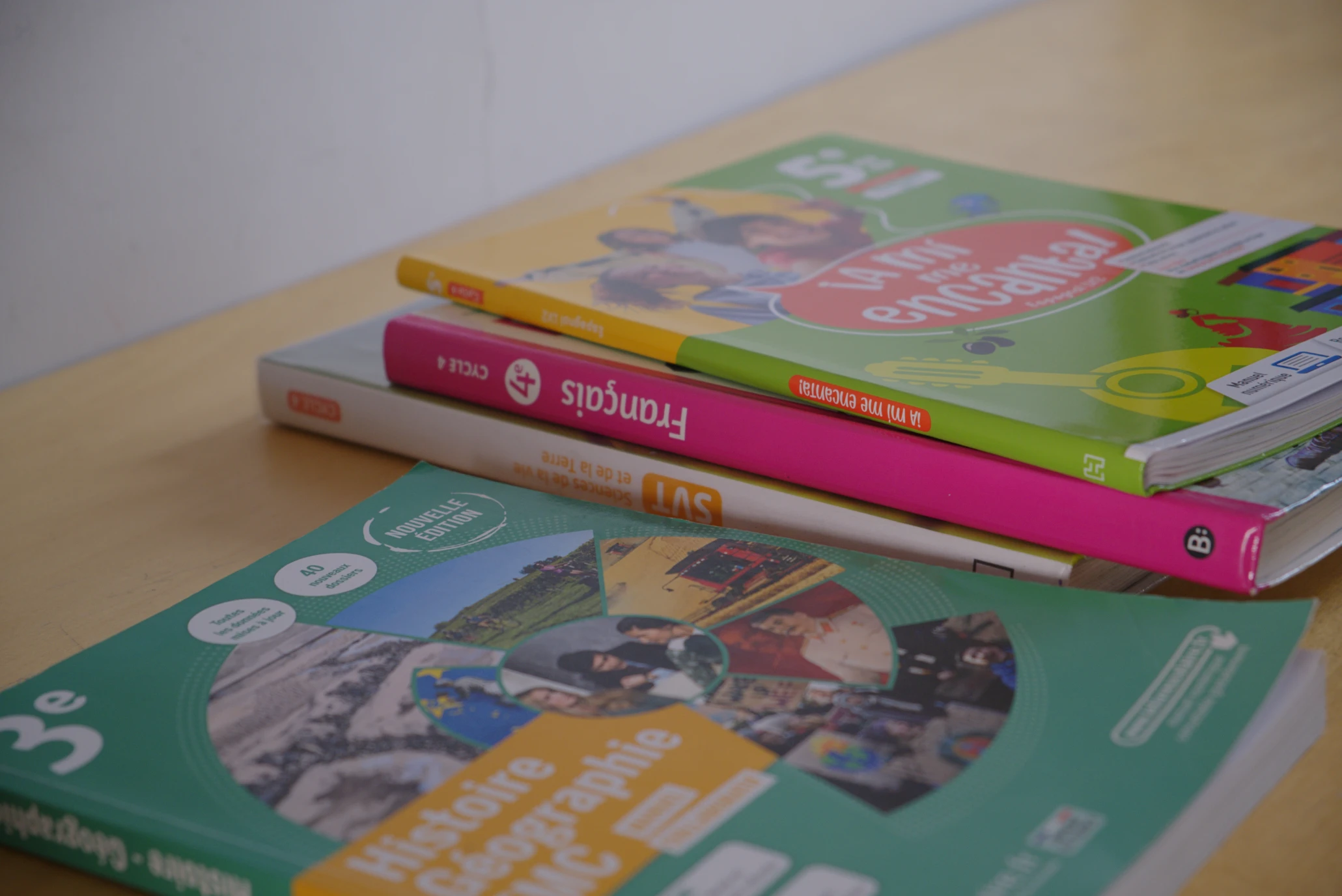 Des livres scolaires de collège