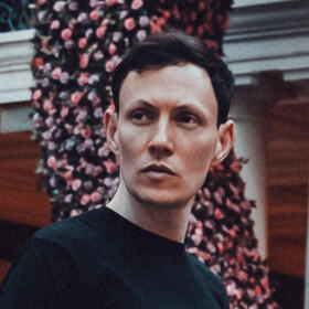 [team] image of individual team member (for a productivity tools business)